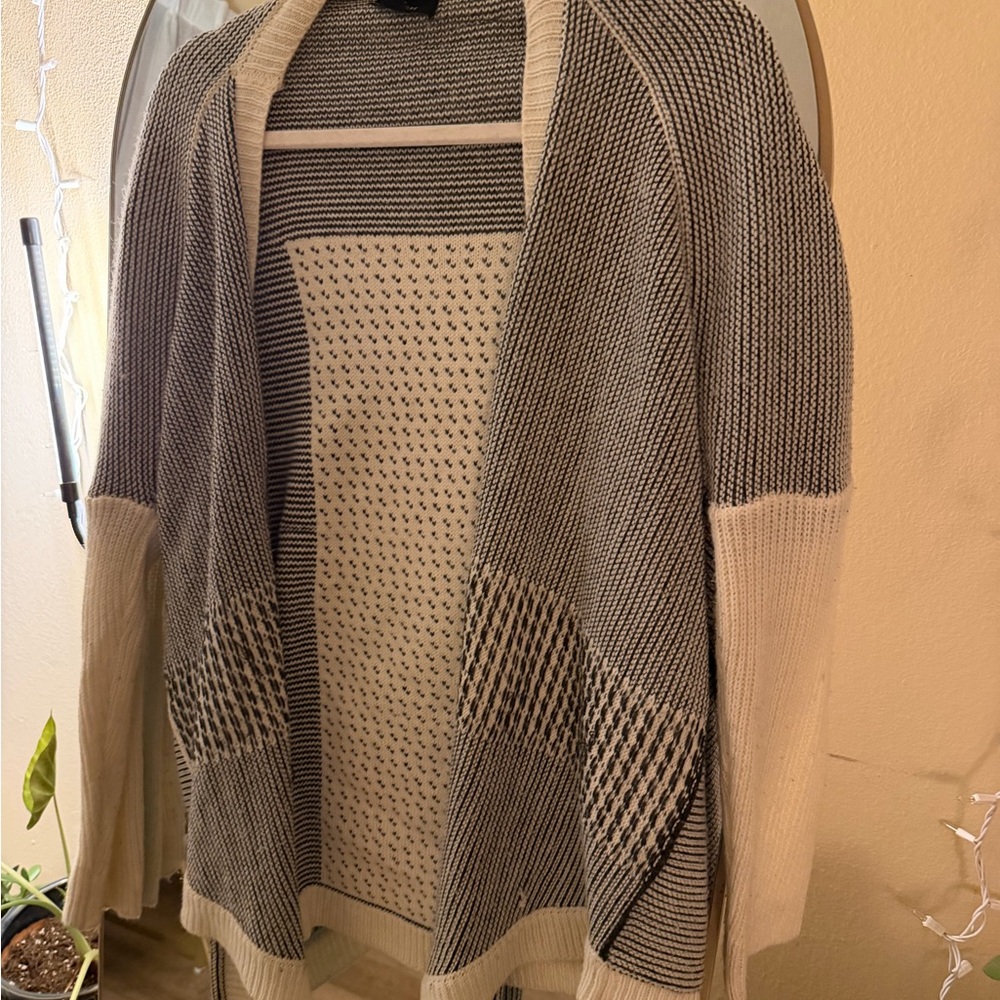 Lumiere Black and Cream Open-Front Cardigan